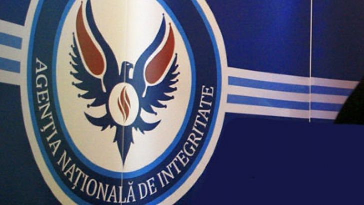 Un primar, trei viceprimari şi un fost consilier local, găsiţi de ANI în incompatibilitate