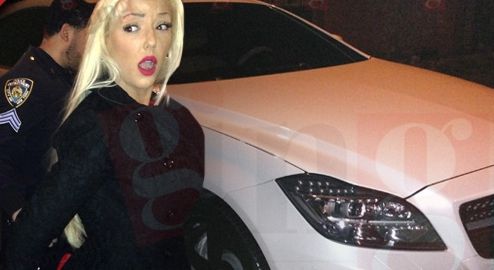 Alexandra Harra, imobilizată în CĂTUŞE: "Mama MĂ VA UCIDE, dezmoşteni şi deporta"