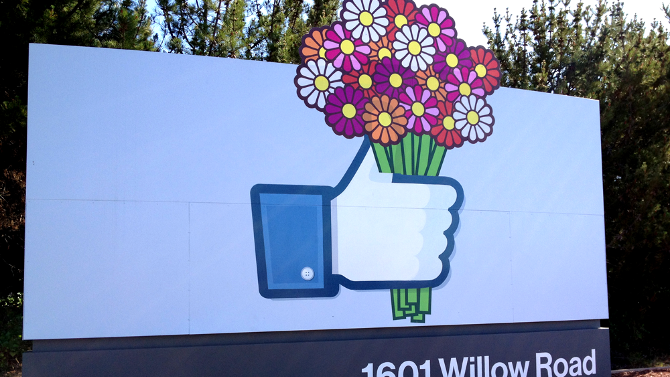 FACEBOOK știe când te îndrăgostești și când te desparți, fără să anunți acest lucru