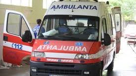 O elevă în stare de ebrietate a bătut un medic şi o asistentă. A fost declanşată o anchetă