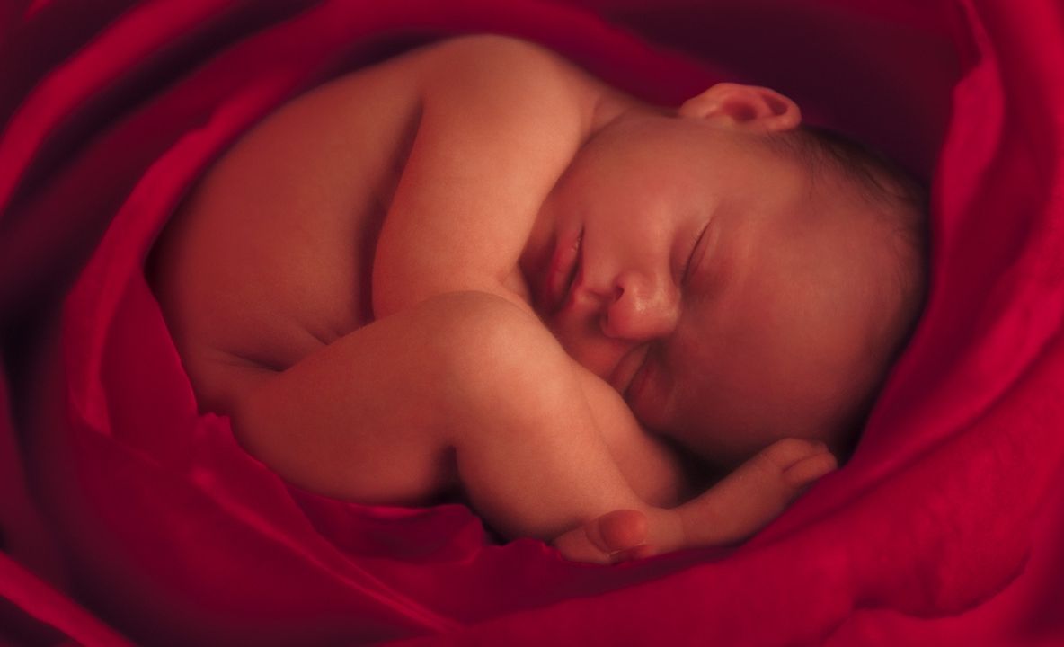 Copiii mamelor-surogat nu vor putea fi înregistrați în Spania