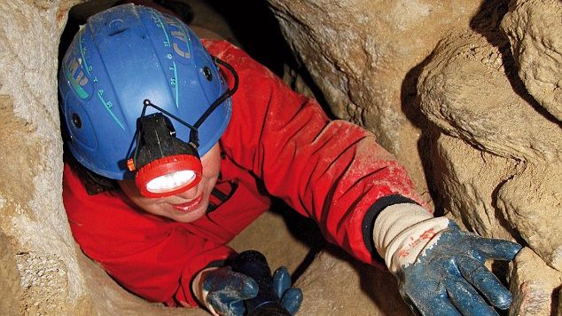 TUNEL URIAŞ care leagă două ţări, descoperit de un arheolog: "ISTORIA OMENIRII va trebui rescrisă"