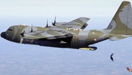 AVION PRĂBUŞIT în Algeria: cel puţin 103 morţi