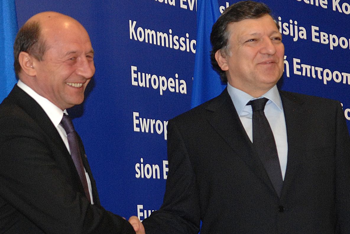TRAIAN BĂSESCU se întâlneşte cu Jose Manuel Barroso