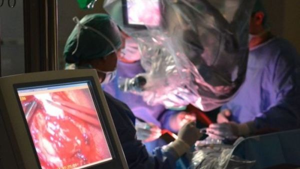 VEŞTI ÎMBUCURĂTOARE pentru bolnavii de CANCER, după o PREMIERĂ MEDICALĂ NAŢIONALĂ