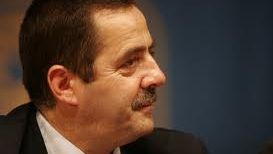 Cezar Preda, atac la Klaus Iohannis