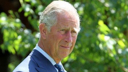 Prinţul Charles se plânge că este ţinut departe de nepotul său 