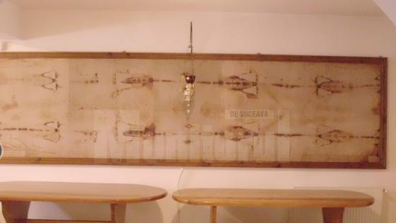 Există doar trei copii oficiale ale Giulgiului din Torino, iar una dintre ele se află în România