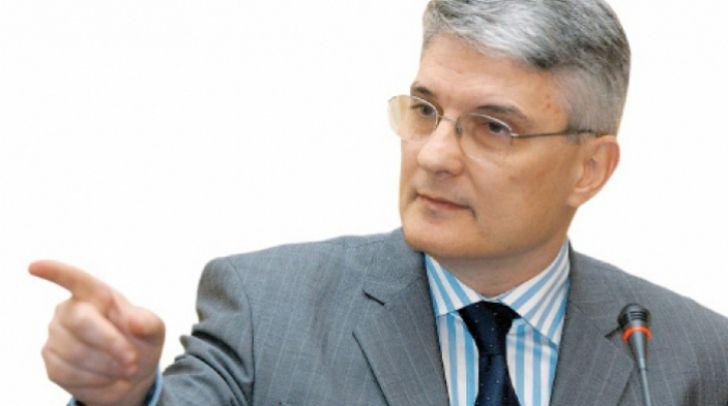 Atribuţiile lui DAN RADU RUŞANU la ASF, preluate de DANIEL DĂIANU  