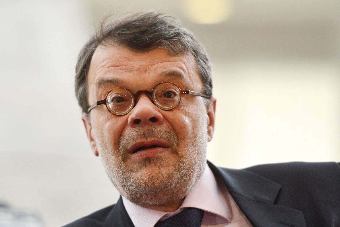 DEMISIE LA Institutul de Investigare a Comunismului după numirea lui DANIEL BARBU