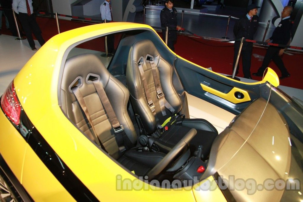 Tia, mașinuța SF care a uimit asistența la salonul Auto Expo New Delhi