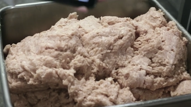 McDonald's a dezvăluit în premieră din ce sunt făcute faimoasele Chicken Nuggets