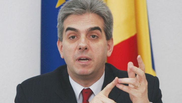 Nicolăescu, întrebat dacă acceptă portofoliul Finanţelor: "Of, Doamne, nu mai speculaţi"
