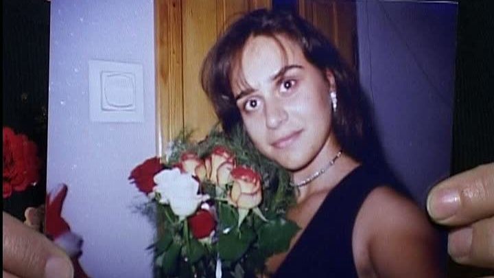 DRAMA UNOR PĂRINŢI: "Ne-a spus că, dacă o iubim, să o lăsăm la mănăstire, că ea e mireasa lui Isus"