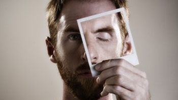 20 de întrebări care îţi pot SCHIMBA VIAŢA. Răspunde-ţi sincer!