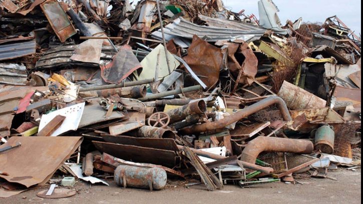 Percheziții la firmele de fier vechi din Iași! Prejudiciul, aproximativ 4 milione de lei