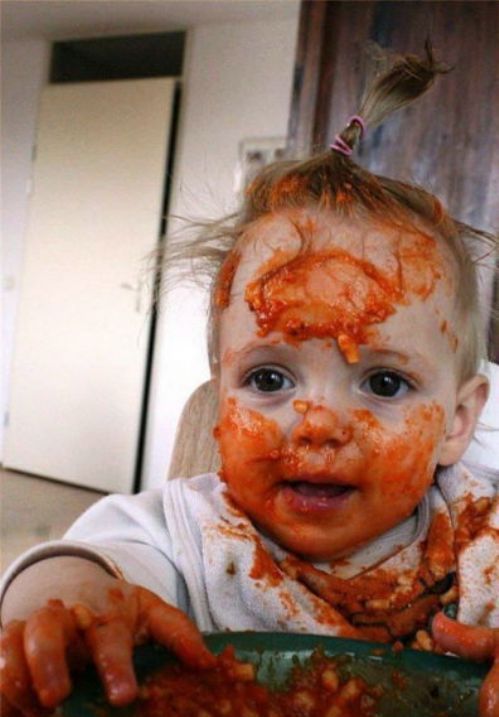 BANCUL ZILEI. Se trezeşte un tip într-o dimineaţă cu dureri îngrozitoare...