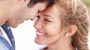 10 lucruri fascinante care se întâmplă cu corpul tău când eşti îndrăgostit