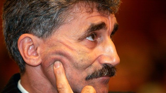 Oltean: PNL înghite în fiecare zi un broscoi râios de la PSD. Liberalii nu au puterea să-l dea afară