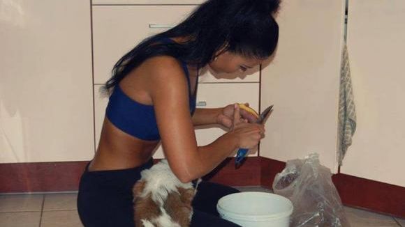 Cum să cureţi un cartof dintr-o singură mişcare