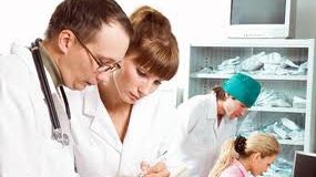 Trei medici, condamnaţi la câte 3 ani şi 6 luni de închisoare ÎN DOSARUL DECONTĂRILOR ILEGALE