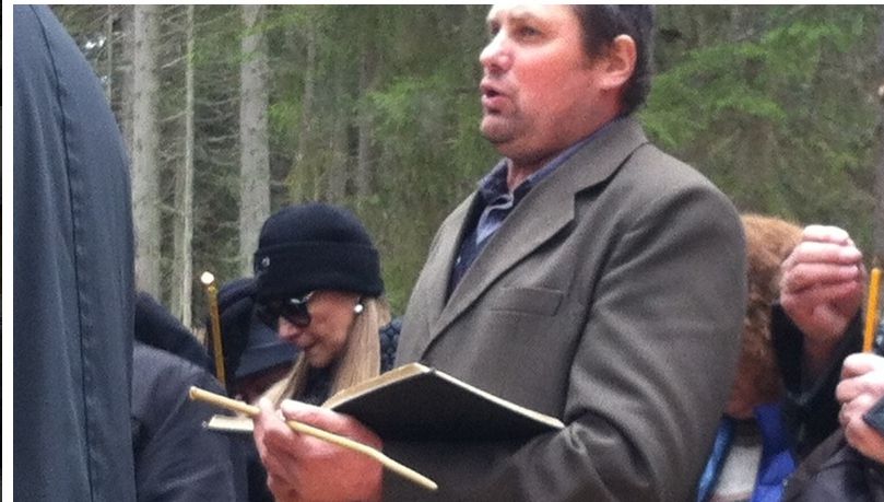 TRAGEDIE AVIATICĂ DIN APUSENI. ROMANIŢA IOVAN, cu lacrimi în ochi la parastasul lui ADRIAN IOVAN