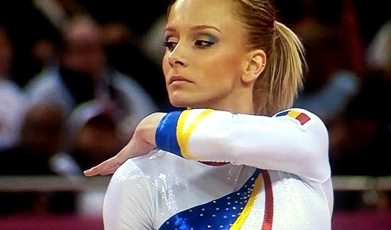 Veste EXTRAORDINARA despre SANDRA IZBASA