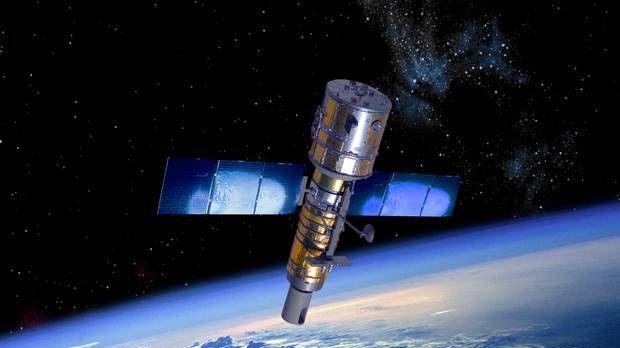 Un SATELIT RUSESC se va prăbuşi azi pe Pământ: "Reprezintă un pericol real pentru zonele populate"