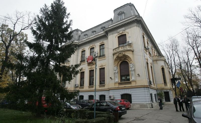 Ponta: Am cumpărat sediul central, îl plătim din cotizaţiile organizaţiilor locale