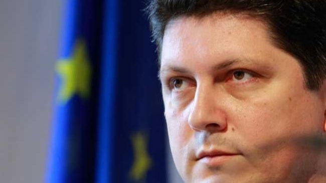 Corlăţean: Miniştri PNL aflaţi în funcţii importante au fost FORŢAŢI SĂ DEMISIONEZE