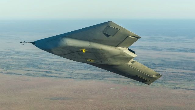 AVIONUL FĂRĂ PILOT: Primele zboruri-test reuşite