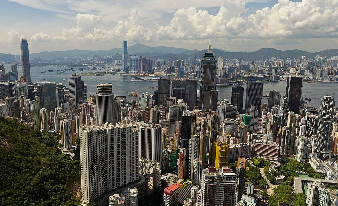 Oraşele cu cea mai SCUMPĂ chirie din lume. Aici îţi dai salariul pe locuinţă