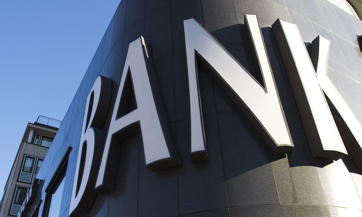 Băncile europene trebuie să pună deoparte încă 50 miliarde de dolari pentru cheltuieli juridice