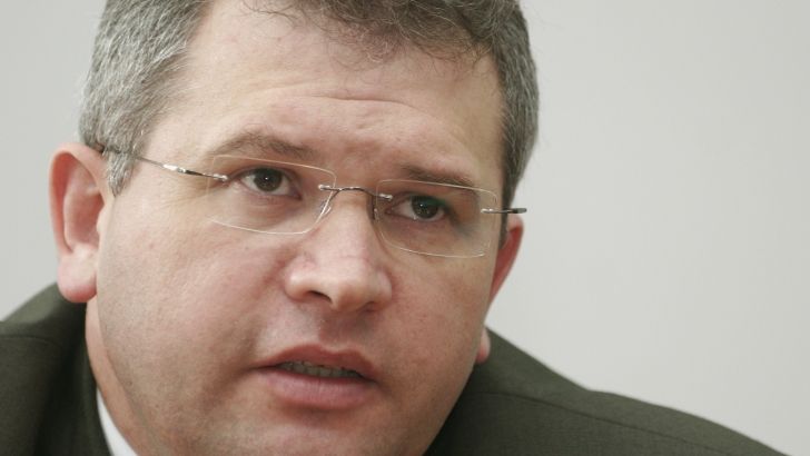 Ponta a semnat decizia prin care Ilie Botoş este numit secretar de stat la Ministerul de Interne