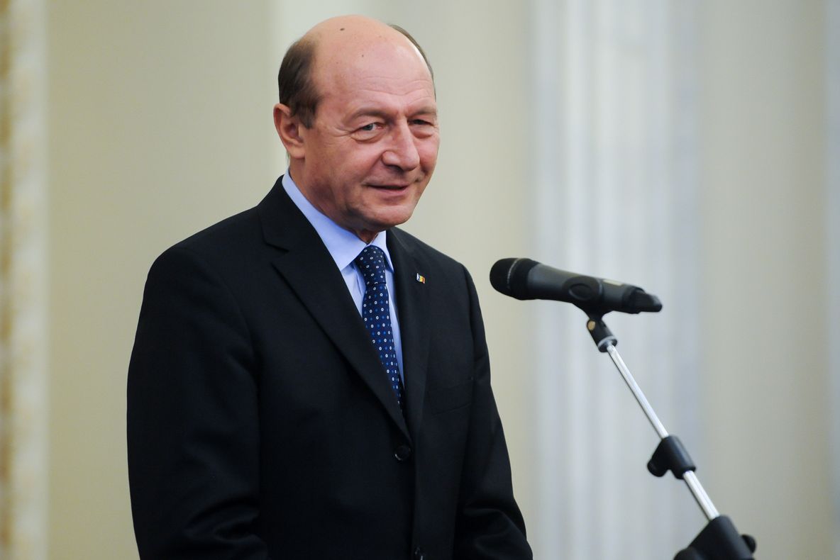 Băsescu: Majoritatea parlamentară a refuzat să lase justiţia liberă. Guvernul Ponta este corupt