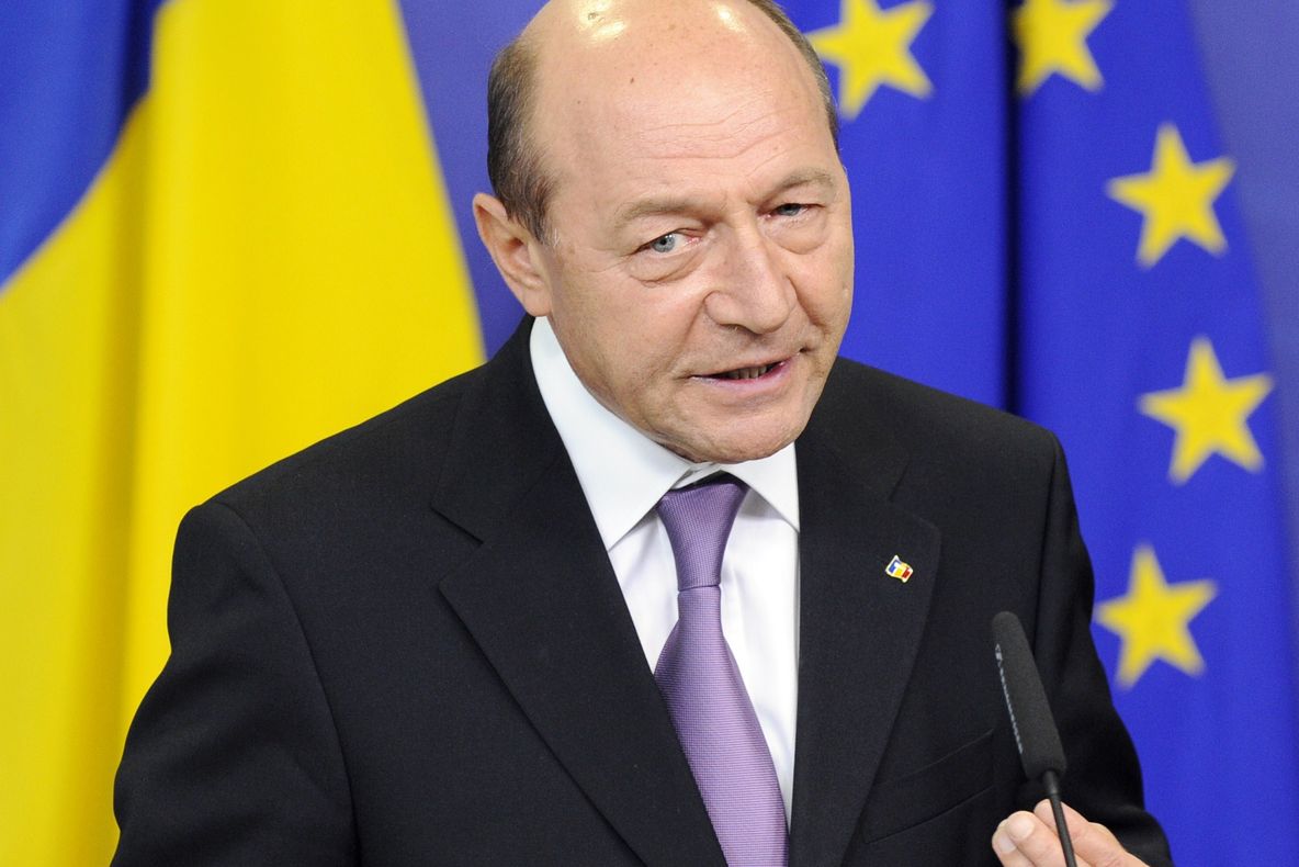 BĂSESCU, LUI PUTIN: Nu faceţi niciun joc pe teritoriul Moldovei, limitaţi-vă la acordul cu Ucraina!