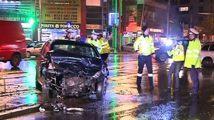 Accident teribil cu trei maşini în Bucureşti