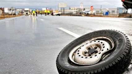 Şeful Camerei de Comerţ Brăila, mort într-un accident rutier. Maşina lui s-a ciocnit cu o cisternă