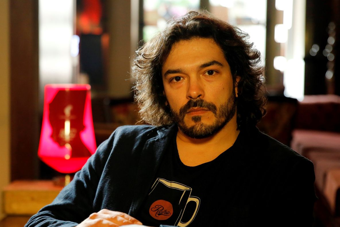 Plătești cafeaua cu versuri, de Ziua Internațională a Poeziei 