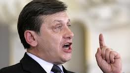 Antonescu spune că dacă va deveni preşedinte al României, la scurtă vreme Ponta nu va mai fi premier