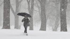 FURTUNĂ PUTERNICĂ de ZĂPADĂ în Canada 