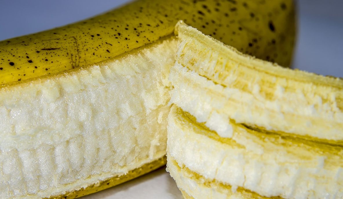 13 lucruri surprinzătoare pe care le poți face cu cojile de banană