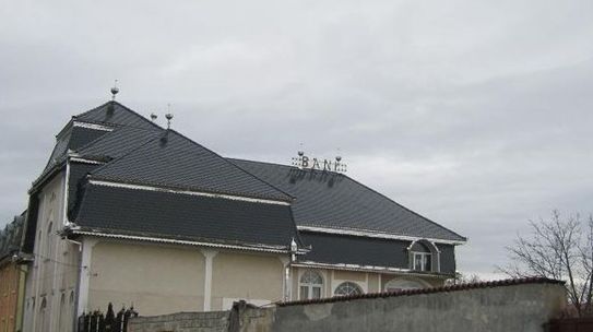 Mesajul montat pe acoperişul unei case din Timişoara. Misterul a fost descifrat 