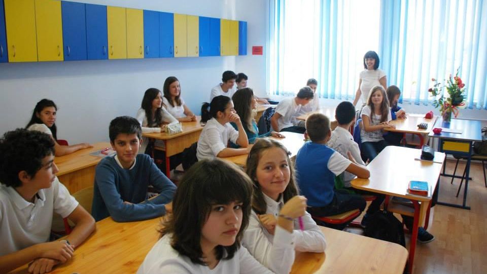 EVALUARE NAŢIONALĂ 2014. ŞCOLILE DE FIŢE întrec liceele de tradiţie 