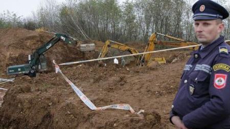 Descoperire teribilă în Bosnia. O groapă comună în care se află rămășițele a peste 100 de victime