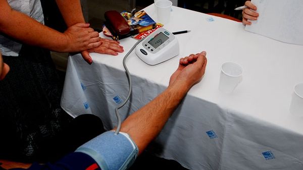 Veste bună pentru români de la Ministerul Sănătății: consultaţiile la distanţă se validează fără a fi necesară utilizarea cardului 