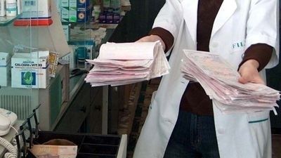 Descinderi la VILA UNUI CHIRURG din Iaşi. Ce au găsit poliţiştii în casa medicului 