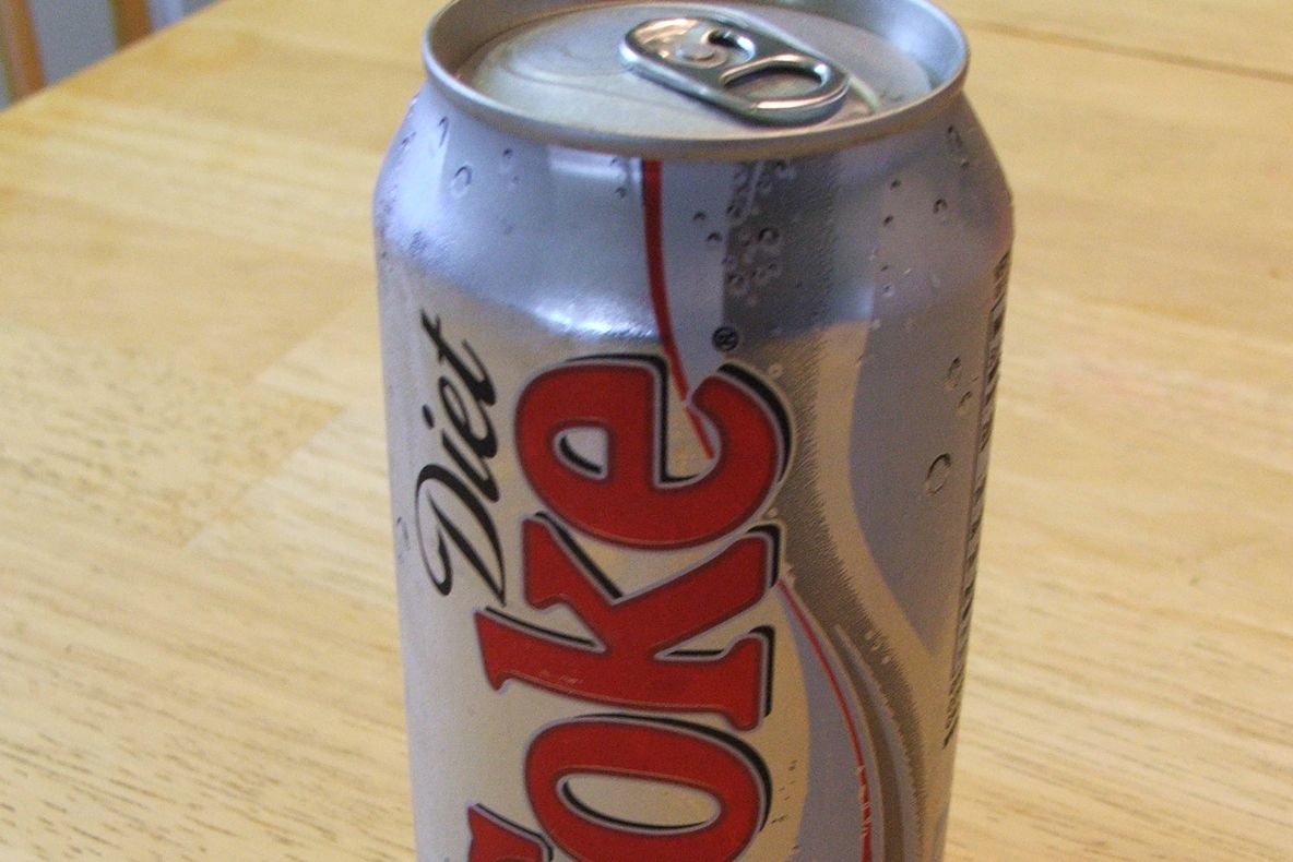 Ce i-a strecurat un elev profesoarei în băutură. A fost arestat imediat