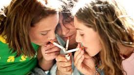 DESCOPERIRE ŞOCANTĂ. Ce se întâmplă cu creierul celor care s-au apucat de fumat din adolescenţă?