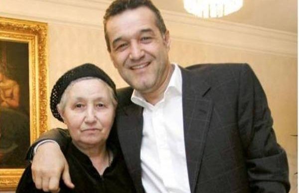 Mama lui GIGI BECALI i-a trimis lui TRAIAN BĂSESCU a doua CERERE DE GRAŢIERE